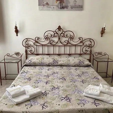 Riva Dei Pini House Pensión